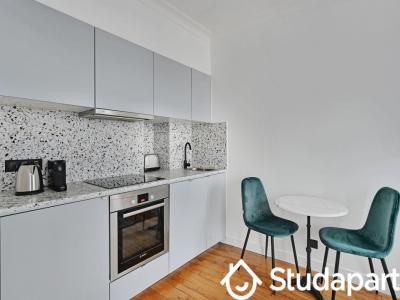 For rent Paris-17eme-arrondissement 2 rooms 31 m2 Paris (75017) photo 2