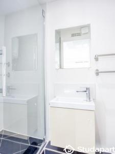 For rent Paris-20eme-arrondissement 1 room 15 m2 Paris (75020) photo 3