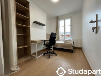 For rent Courbevoie 1 room 10 m2 Hauts de Seine (92400) photo 3