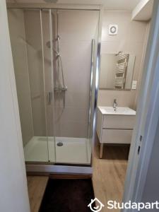 For rent Amiens 1 room 9 m2 Somme (80000) photo 3