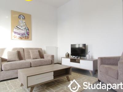 For rent Bordeaux 2 rooms 49 m2 Gironde (33000) photo 3