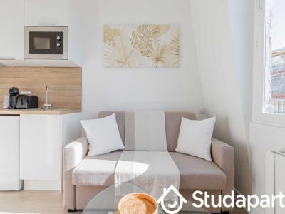 For rent Paris-11eme-arrondissement 1 room 10 m2 Paris (75011) photo 2