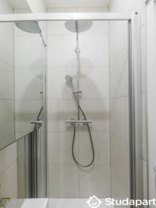 For rent Paris-11eme-arrondissement 1 room 10 m2 Paris (75011) photo 4
