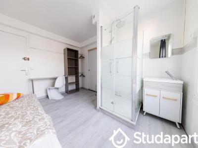 For rent Reims 1 room 14 m2 Marne (51100) photo 1