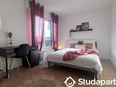 Louer Appartement Paris-15eme-arrondissement 1030 euros