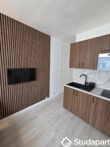 Annonce Location Appartement Paris-16eme-arrondissement 75