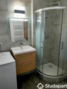 For rent Cergy 1 room 9 m2 Val d'Oise (95000) photo 3