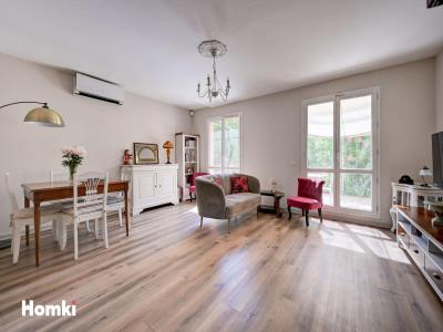 For sale Marseille-11eme-arrondissement 4 rooms 81 m2 Bouches du Rhone (13011) photo 4