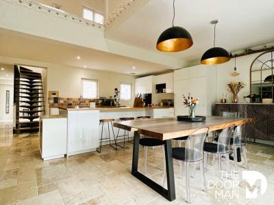 For sale Limours 8 rooms 230 m2 Essonne (91470) photo 3