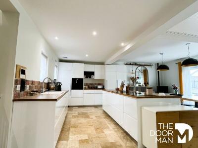 For sale Limours 8 rooms 230 m2 Essonne (91470) photo 4