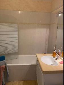 For rent Savigny-le-temple 2 rooms 49 m2 Seine et marne (77176) photo 4