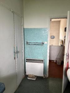 For rent Lormont 1 room 10 m2 Gironde (33310) photo 2