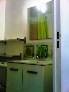 For rent Bordeaux 2 rooms 25 m2 Gironde (33000) photo 3