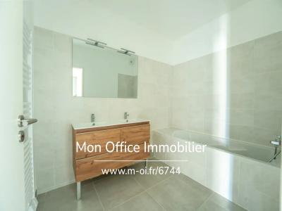 Acheter Appartement 100 m2 Beaurecueil