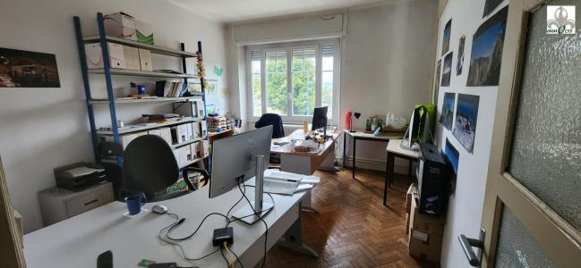 For sale Besancon 7 rooms 129 m2 Doubs (25000) photo 0
