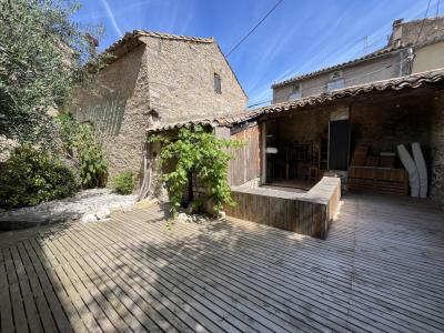 For sale 4 rooms 105 m2 Herault (34210) photo 1