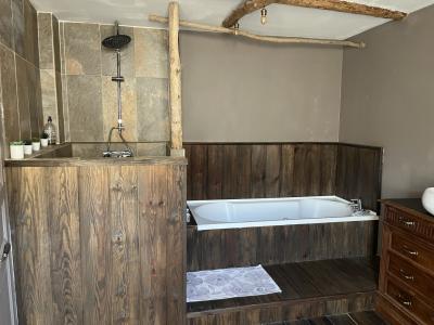 For sale 4 rooms 105 m2 Herault (34210) photo 3