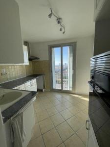 For rent 3 rooms 56 m2 Bouches du Rhone (13014) photo 2
