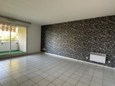 For rent 2 rooms 47 m2 Bouches du Rhone (13013) photo 3