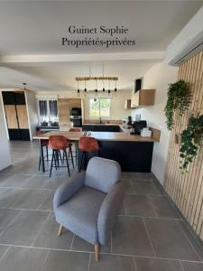 For sale Sainte-hermine 5 rooms 130 m2 Vendee (85210) photo 4