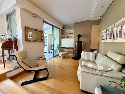For sale Nantes 8 rooms 157 m2 Loire atlantique (44300) photo 2