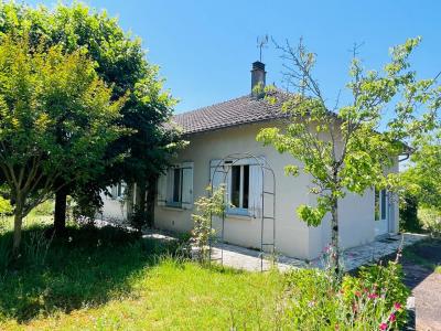For sale Cercles 4 rooms 91 m2 Dordogne (24320) photo 0