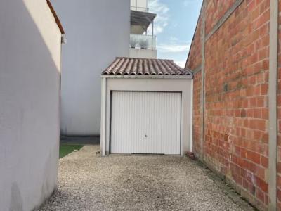 Louer Appartement Rochelle 700 euros