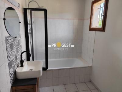 For rent Gardanne 4 rooms 88 m2 Bouches du Rhone (13120) photo 4