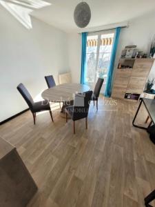 Acheter Appartement Uzes 242500 euros