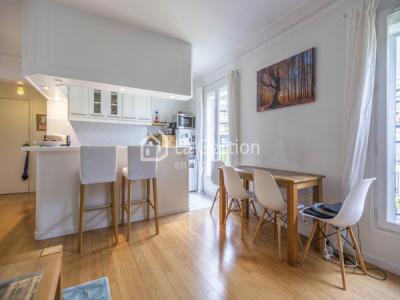 Louer Appartement 39 m2 Paris-17eme-arrondissement