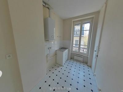 Louer Appartement 77 m2 Lyon-7eme-arrondissement