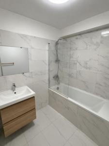 Louer Appartement Aix-en-provence 835 euros