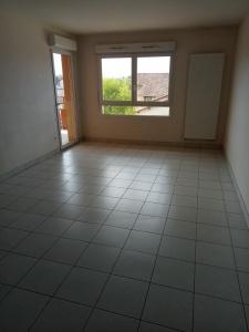 Louer Appartement 74 m2 Saint-didier-sur-chalaronne