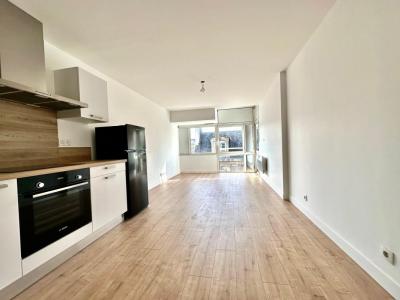 For rent Nantes 2 rooms 46 m2 Loire atlantique (44000) photo 0