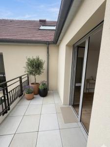 For sale Morainvilliers 3 rooms 68 m2 Yvelines (78630) photo 1