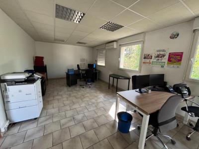 For rent Avignon 4 rooms 75 m2 Vaucluse (84000) photo 0