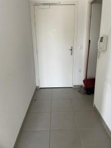 For rent Begles 3 rooms 62 m2 Gironde (33130) photo 0