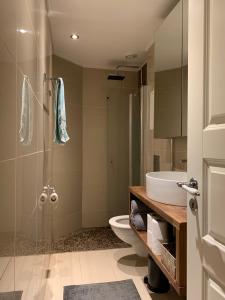 For rent Aix-en-provence rue espariat 2 rooms 40 m2 Bouches du Rhone (13090) photo 3