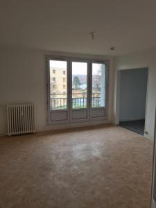 For rent Charleville-mezieres 3 rooms 64 m2 Ardennes (08000) photo 0