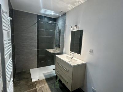 For rent Roanne 3 rooms 65 m2 Loire (42300) photo 4