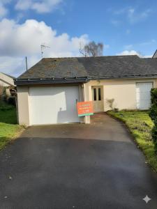 For sale Bauge 3 rooms 62 m2 Maine et loire (49150) photo 0