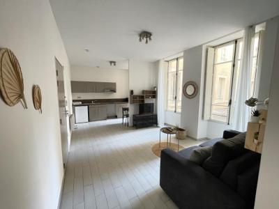 Louer Appartement Marseille-2eme-arrondissement Bouches du Rhone