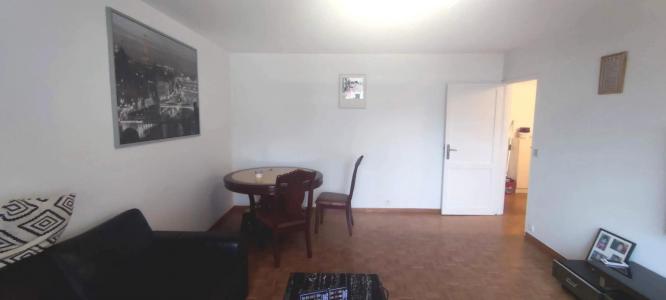 Louer Appartement 76 m2 Paris-19eme-arrondissement