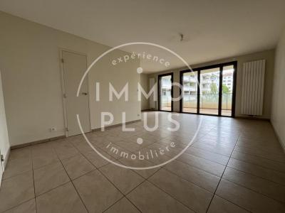 Louer Appartement 72 m2 Annecy