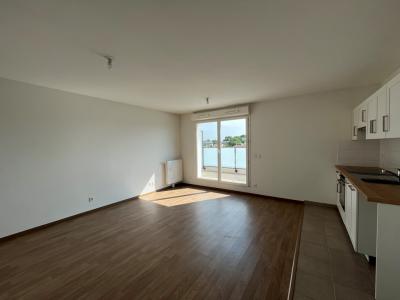 For rent Saint-sebastien-sur-loire 3 rooms 59 m2 Loire atlantique (44230) photo 2