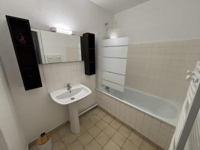 For rent Nantes 2 rooms 34 m2 Loire atlantique (44000) photo 3