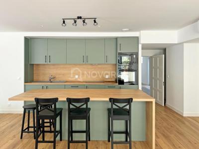 Louer Appartement 153 m2 Arthez-de-bearn
