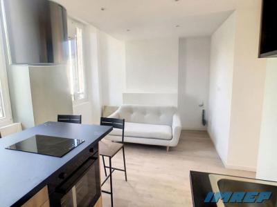 Louer Appartement 27 m2 Marseille-9eme-arrondissement