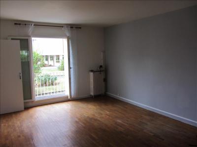 For rent Montrouge 3 rooms 60 m2 Hauts de Seine (92120) photo 0