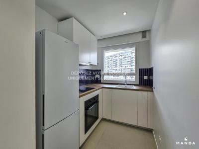 Louer Appartement Paris-12eme-arrondissement 1700 euros